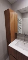 Rénovation de salle de bain - meuble en bambou sur mesure
